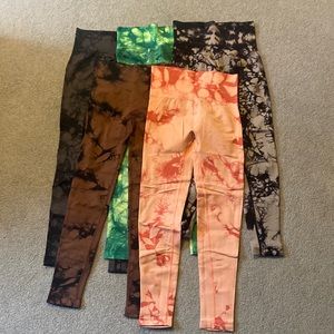 Set of 5 Scrunch Butt High Waisted Tie Dye Leggings Size Small/Medium
